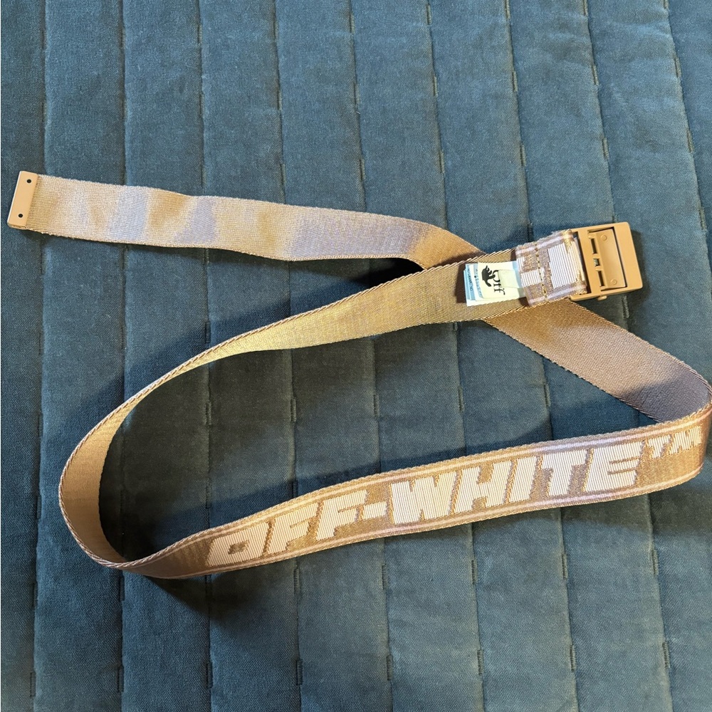 Pink satin Off—White utility belt